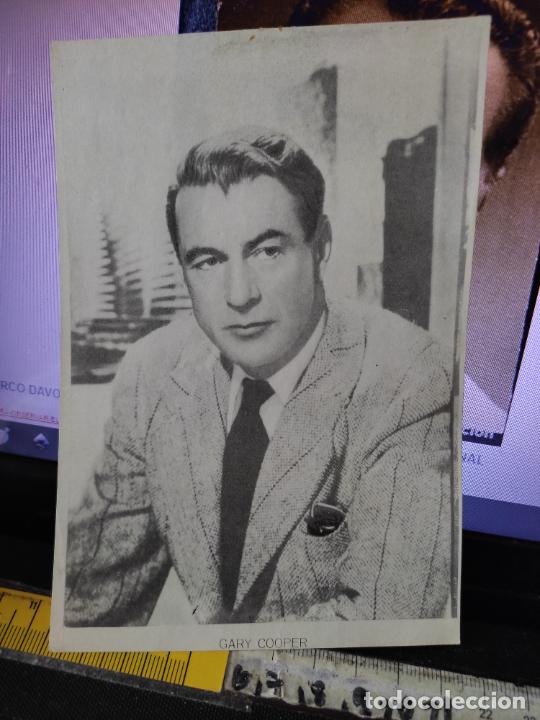 Cine: GARY COOPER FOTO CROMO ORIGINAL A&Ntilde;OS 50 15 X 10 APROX PAPEL FINO