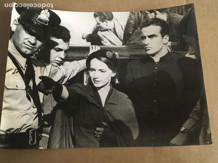 Cine: yo confieso montgomery clift alfred hitchcock foto original estreno