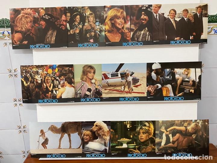 Cine: Protocolo. Goldie Hawn, Chris Sarandon, Richard Romanus, Andre Gregory. 12 FOTOCROMOS ORIGINALES.