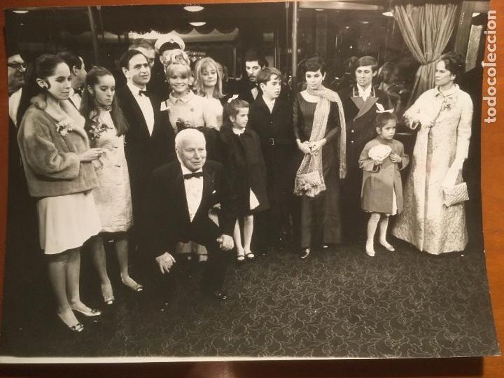 Cine: charles chaplin estreno la condesa de hong kong foto cine B/N original antigua de epoca