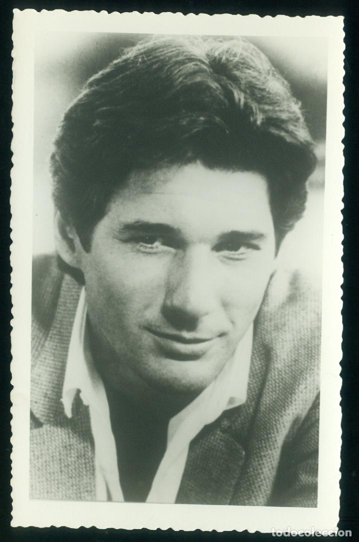 Cinema: RICHARD GERE POSTAL AMERICAN GIGOLO