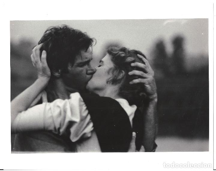 Cine: F32391 HARRISON FORD KELLY McGILLIS UNICO TESTIGO AMISH FOTO B/N ORIGINAL AMERICANA