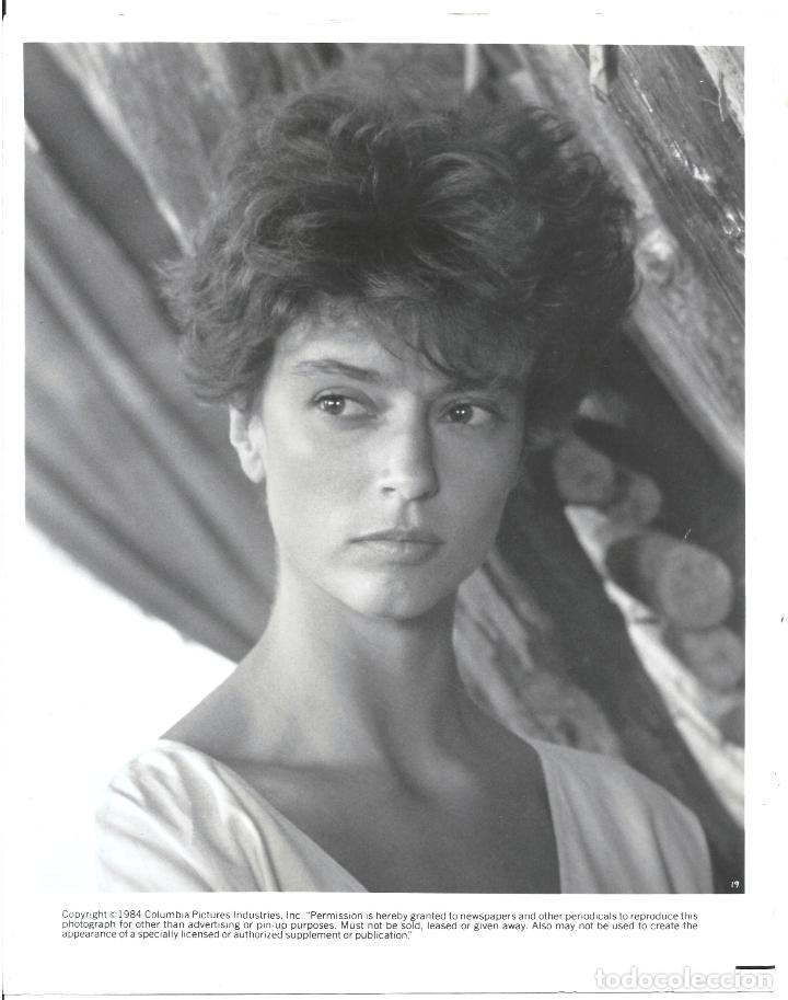 Cine: F32314 RACHEL WARD CONTRA TODO RIESGO FOTO B/N ORIGINAL AMERICANA