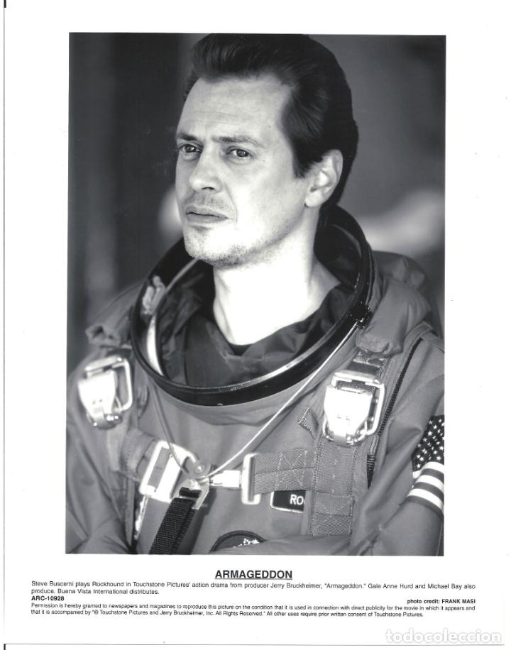 Cine: F32433 STEVE BUSCEMI ARMAGEDDON FOTO B/N ORIGINAL AMERICANA FOTOGRAFO FRANK MASI