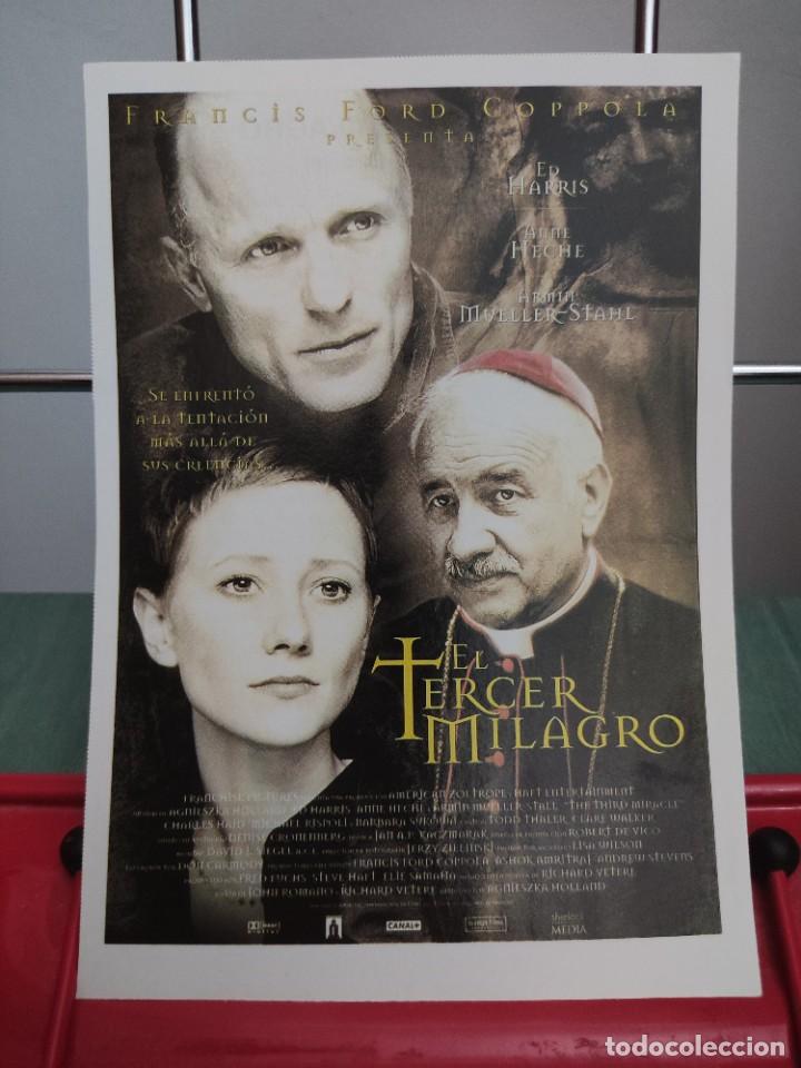 Cinema: El tercer milagro . Ficha revista Accion