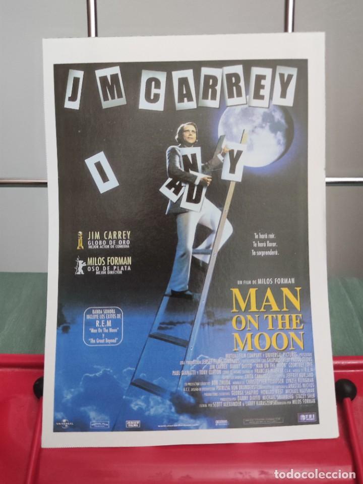 Cinema: Man on the moon . Ficha revista Accion