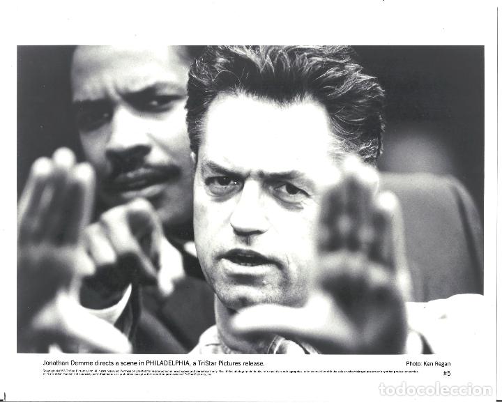 Cine: F32783 PHILADELPHIA JONATHAN DEMME DIRECTOR RODAJE FOTO B/N ORIGINAL AMERICANA