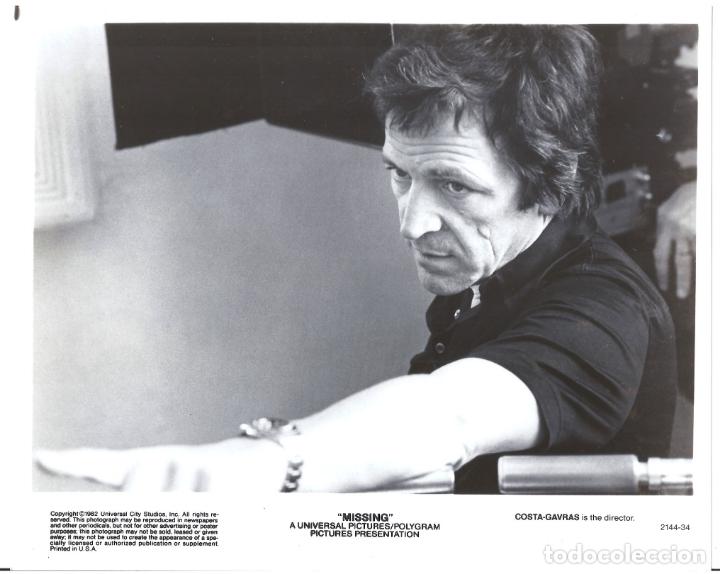 Cine: F32796 COSTA GAVRAS DESAPARECIDO DIRECTOR RODAJE FOTO B/N ORIGINAL AMERICANA