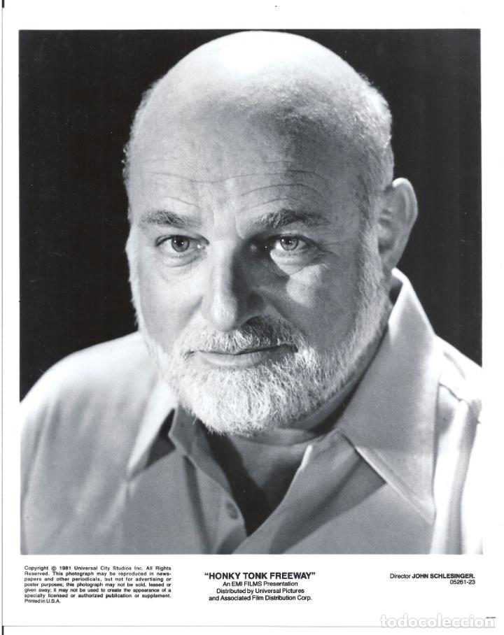 Cinema: F32814 JOHN SCHLESINGER DESMADRE EN LA AUTOPISTA DIRECTOR RODAJE FOTO B/N ORIGINAL AMERICANA