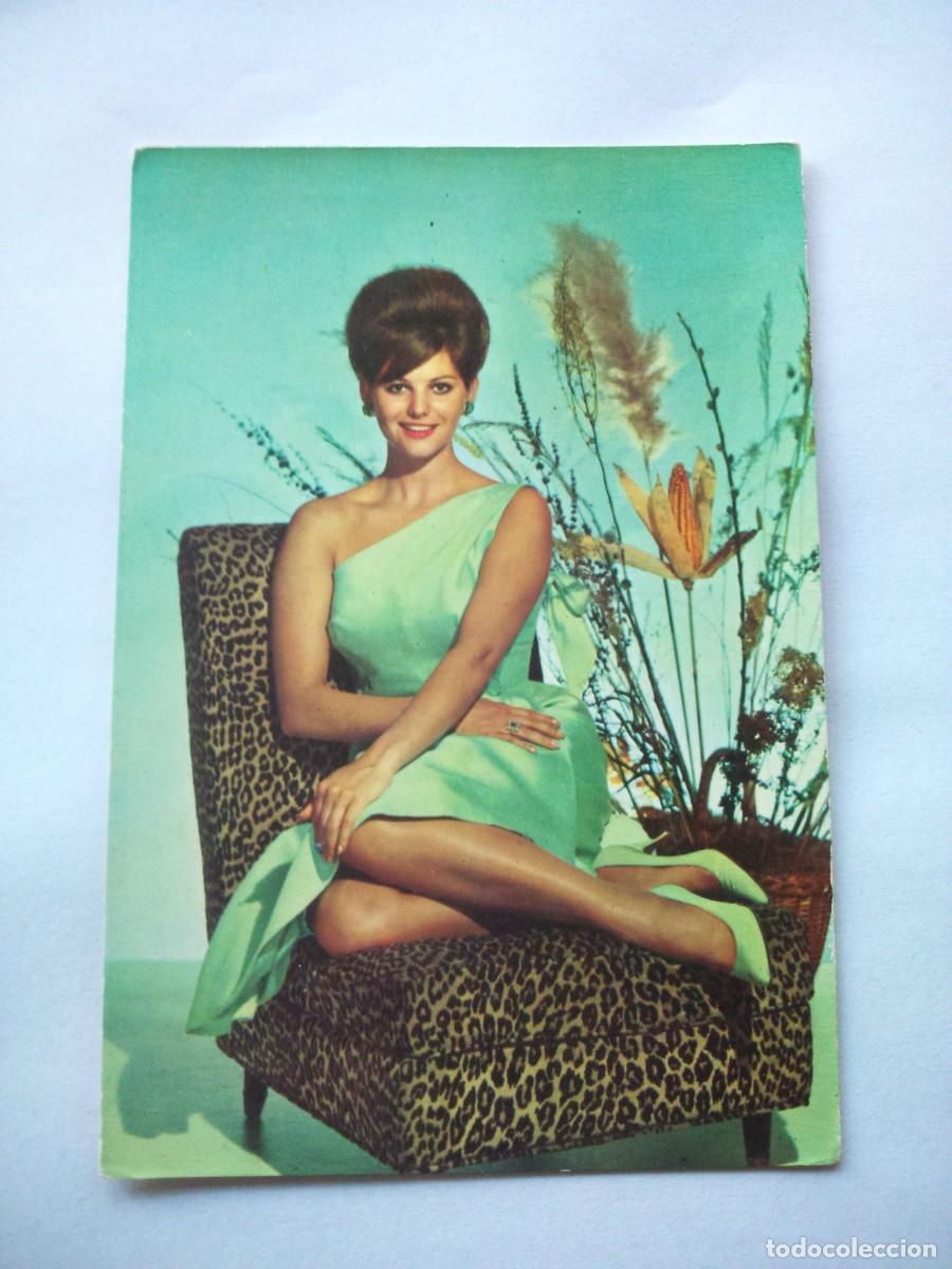 Cinema: FOTO - POSTAL -- CLAUDIA CARDINALE -- 1964 --