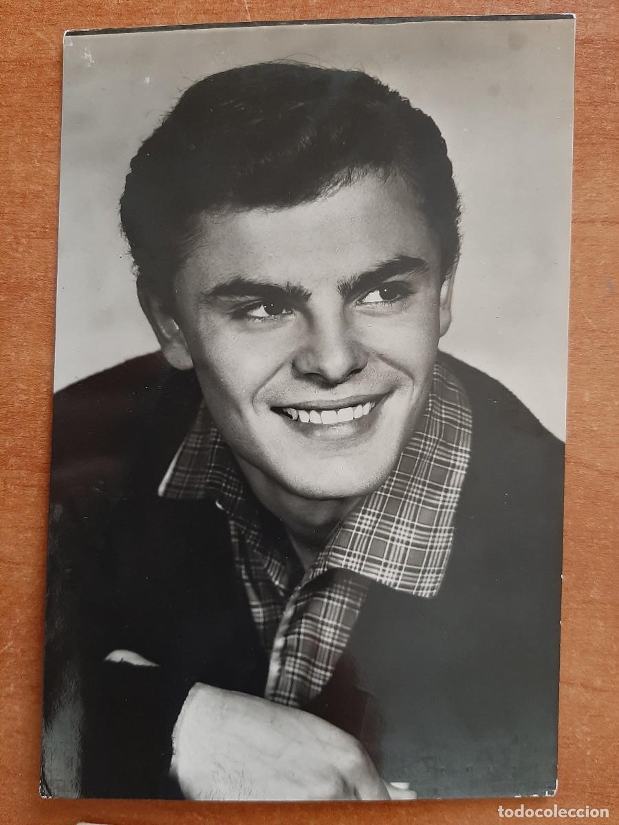 Cine: POSTAL DE JOHN SAXON