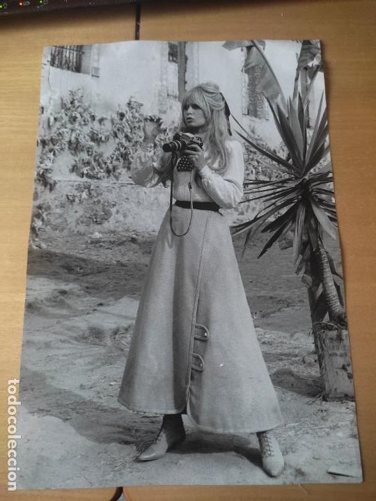 Cine: BRIGITTE BARDOT RODAJE EN MEJICO FOTO SELLO AGENCIA ORIGINAL 29 X 20 CM APRX