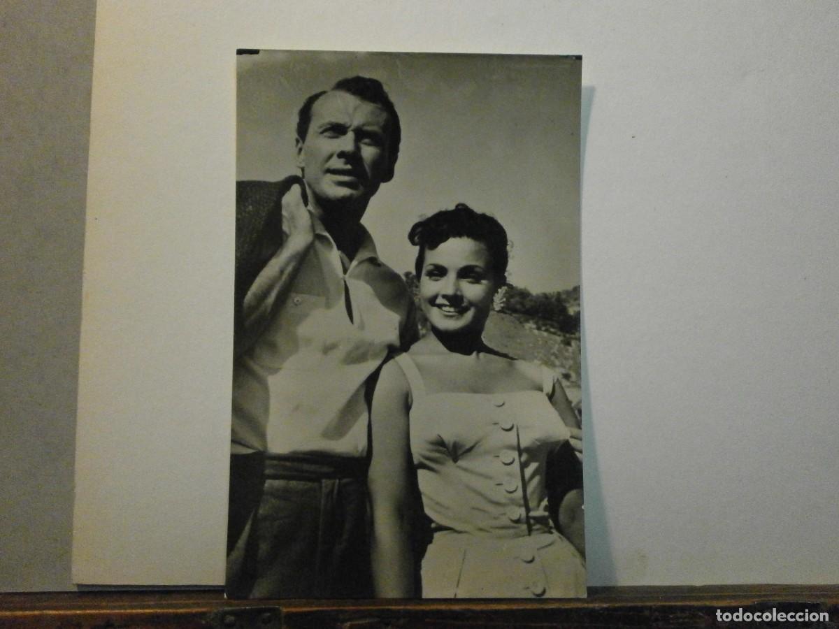 Cine: antigua postal original carmen sevilla y maurice ronet