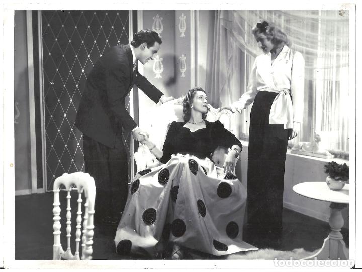 Cin&eacute;ma: F33325 MARUCHI FRESNO LUIS PRENDES LILY VICENTY MI ADORABLE SECRETARIA FOTO B/N ORIGINAL ESPA&Ntilde;OLA