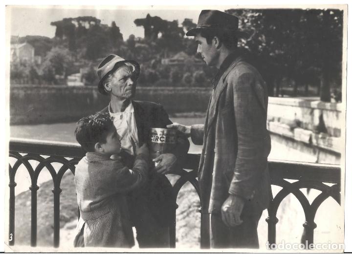 Cine: F33373 EL LADRON DE BICICLETAS LAMBERTO MAGGIORANI ENZO STAIOLA FOTO B/N ORIGINAL ESPA&Ntilde;OLA