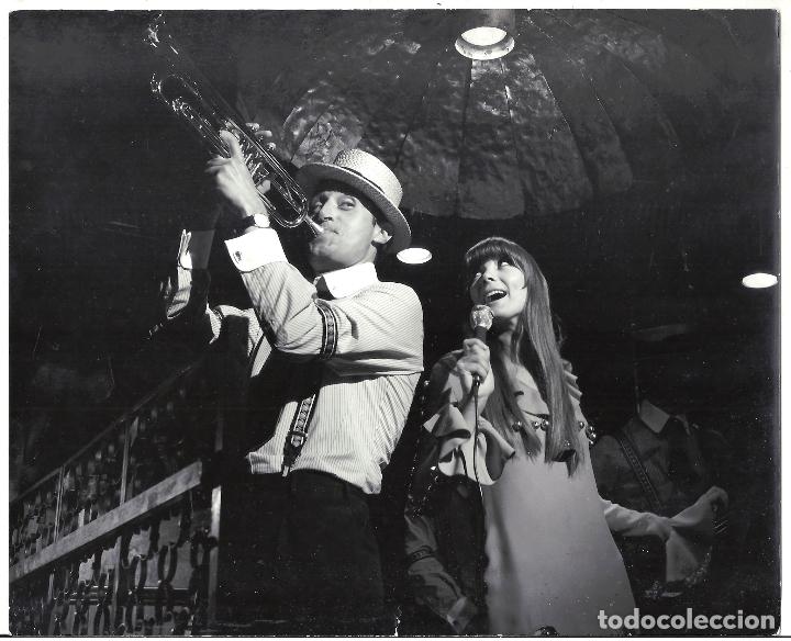Cinema: F33704 SONIA BRUNO JUANJO MENENDEZ LA CHICA DE LOS ANUNCIOS FOTO B/N ORIGINAL ESPA&Ntilde;OLA