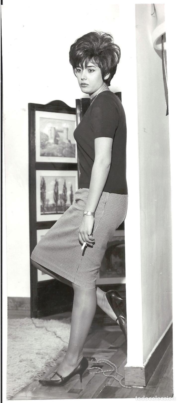 Cine: F33582 TERESA DEL RIO FOTO B/N ORIGINAL ESPA&Ntilde;OLA FOTOGRAFO M. CUADROS