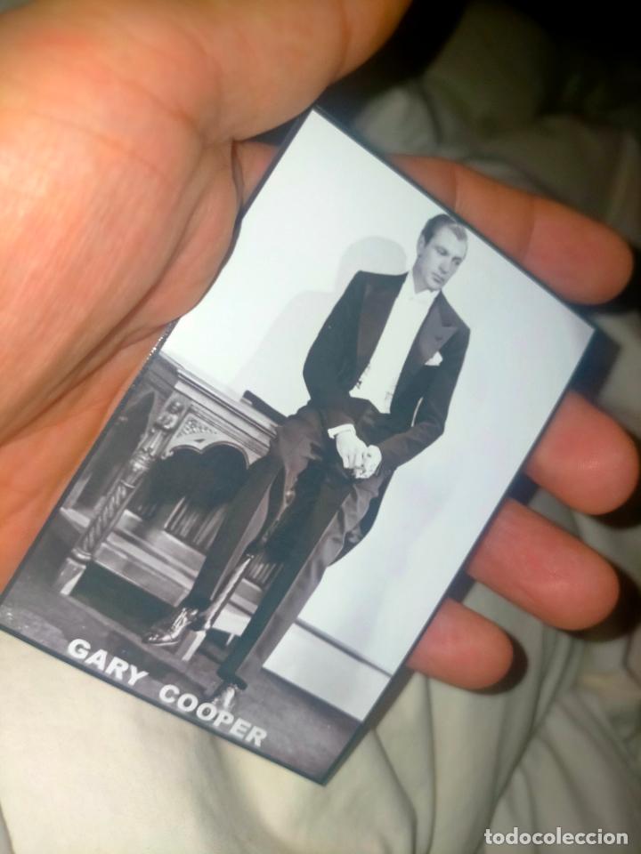 Cine: Cine actor o actriz fotografia o foto fotocromo fotografico blanco y negro leer , GARY COOPER