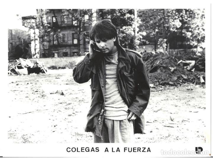 Cin&eacute;ma: F34153 MICHAEL J FOX COLEGAS A LA FUERZA FOTO B/N ORIGINAL ESPA&Ntilde;OLA