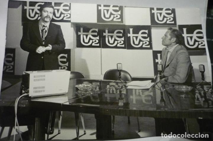 Cine: foto tama&ntilde;o cuartilla tve 2 i&ntilde;igo entrevista charlton heston