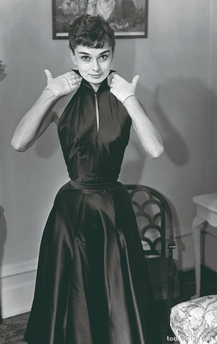 Cine: Audrey Hepburn. 1 PHOTO POSTCARD (bellasenero) (rp)