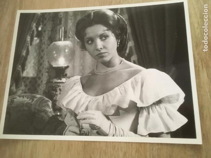 Cine: ana belen la peticion foto original antigua