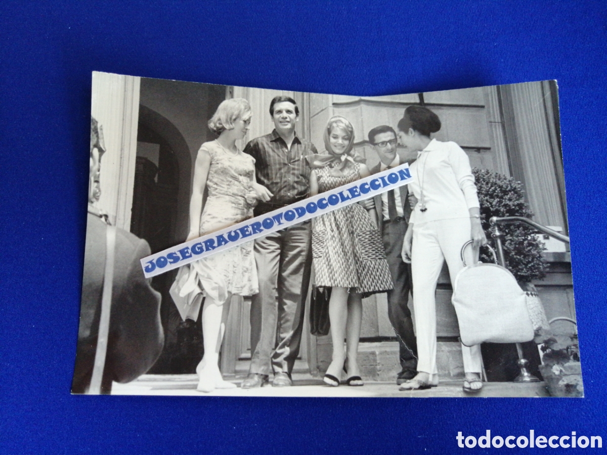 Cin&eacute;ma: FESTIVAL DE CINE SAN SEBASTI&Aacute;N ACTORES FRANCISCO RABAL -MERCEDES ALONSO SELLO FOTO SAN SEBASTI&Aacute;N