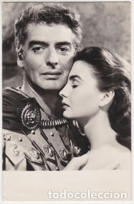 Cine: JEAN SIMMONS y VICTOR MATURE