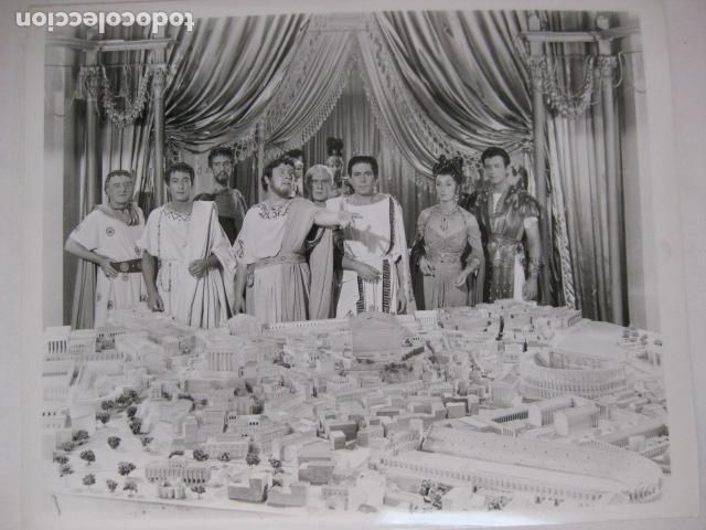 Cine: Quo Vadis - foto b/n original usa - film scene robert taylor peter ustinov Patricia Laffan