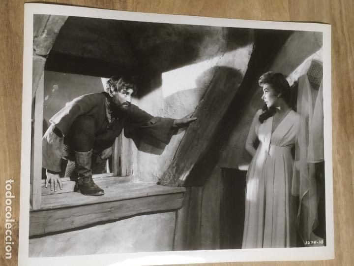 Cine: aventuras de quintin durward robert taylor kay kendall foto original reposicion 1981