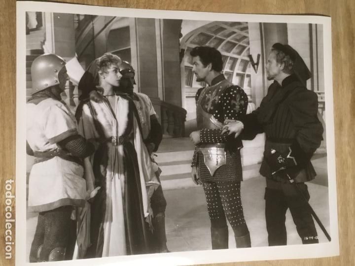 Cine: aventuras de quintin durward robert taylor kay kendall foto original reposicion 1981