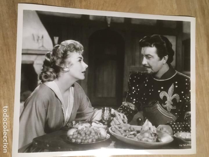 Cine: aventuras de quintin durward robert taylor kay kendall foto original reposicion 1981