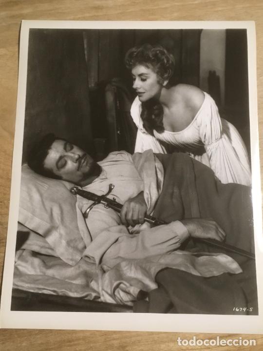 Cine: aventuras de quintin durward robert taylor kay kendall foto original reposicion 1981