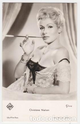 Cinema: CHRISTIANE NIELSEN