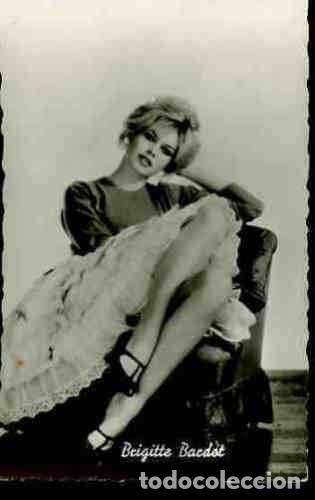 Cine: BRIGITTE BARDOT sexy 1960s carte postale rppc real photo UFA Card let&aacute;ky 519 postal