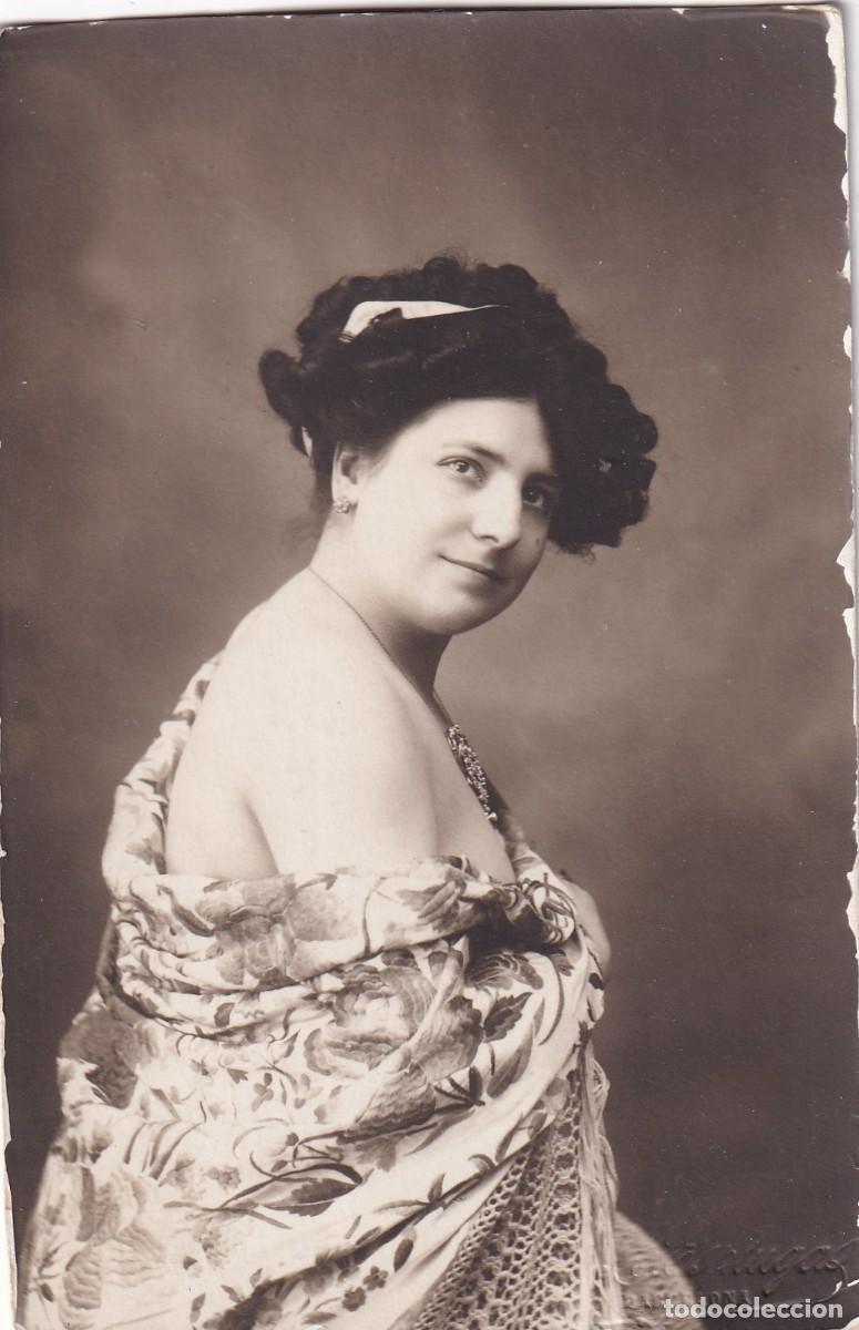 Cinema: Fotograf&iacute;a formato postal Pepita Sevilla. Esplugas fot&oacute;grafo. Barcelona.