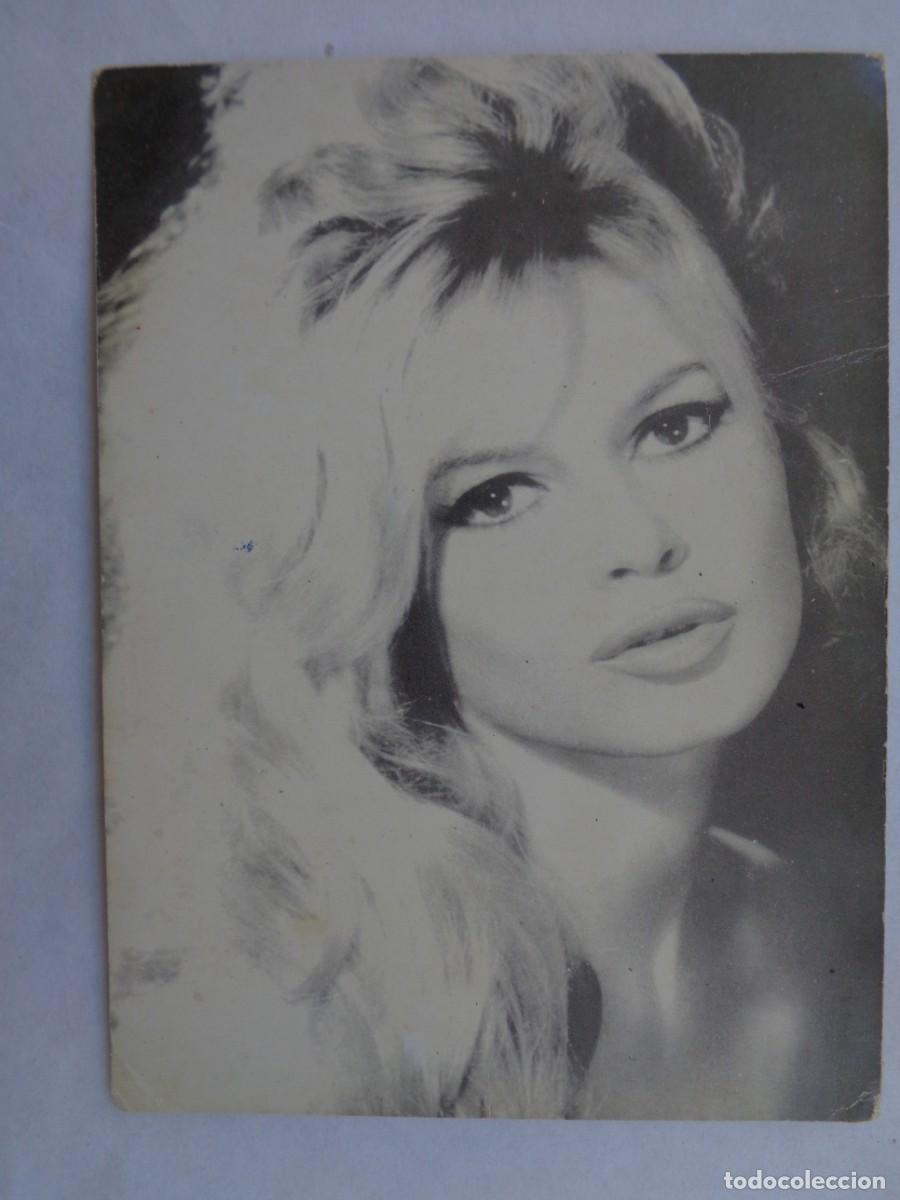 Cine: FOTO - FICHA OBSEQUIO DE &acute; ROMANTICA &uml;: BRIGITTE BARDOT . A&Ntilde;OS 60