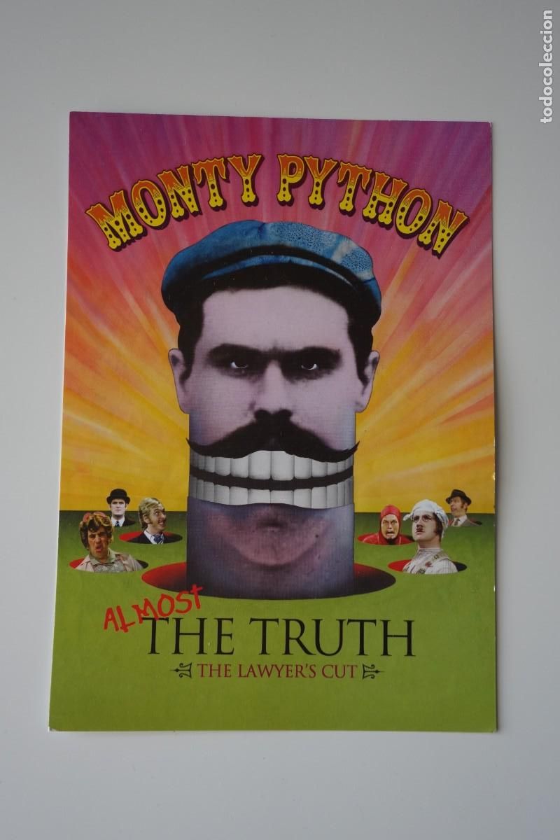 Cine: MONTY PHYTON: Almost The Truth. The Lawyer's Cut: POSTAL PROMOCIONAL UK GIGANTE. 21x15 cm.
