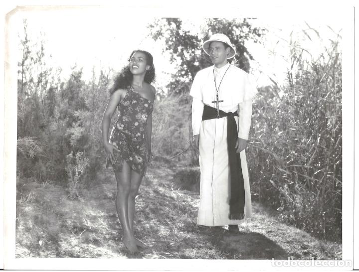 Cine: F34619 JULIO PE&Ntilde;A MISION BLANCA FOTO B/N ORIGINAL ESPA&Ntilde;OLA FOTOGRAFO BALLESTEROS