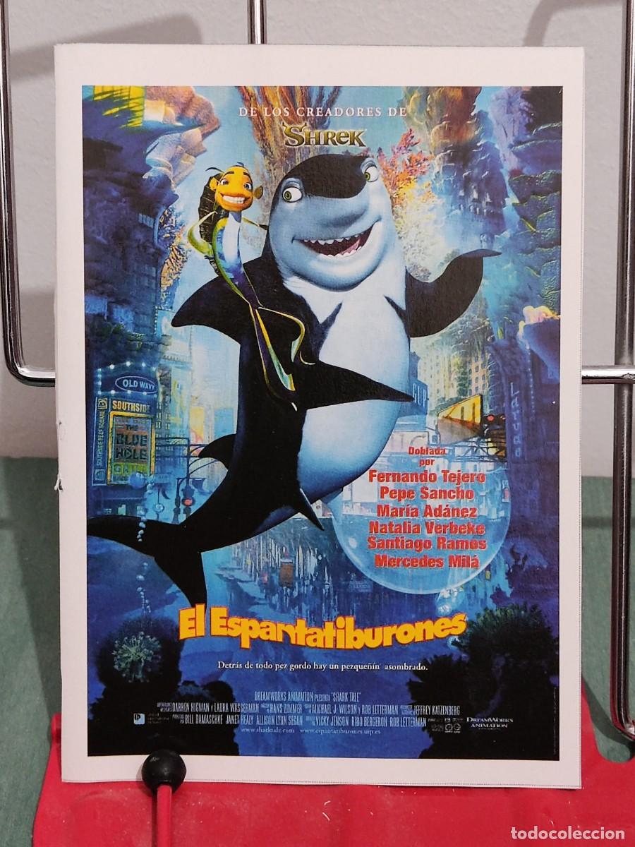 Cinema: El espantatiburones (Shark tale) . Ficha revista Accion cine