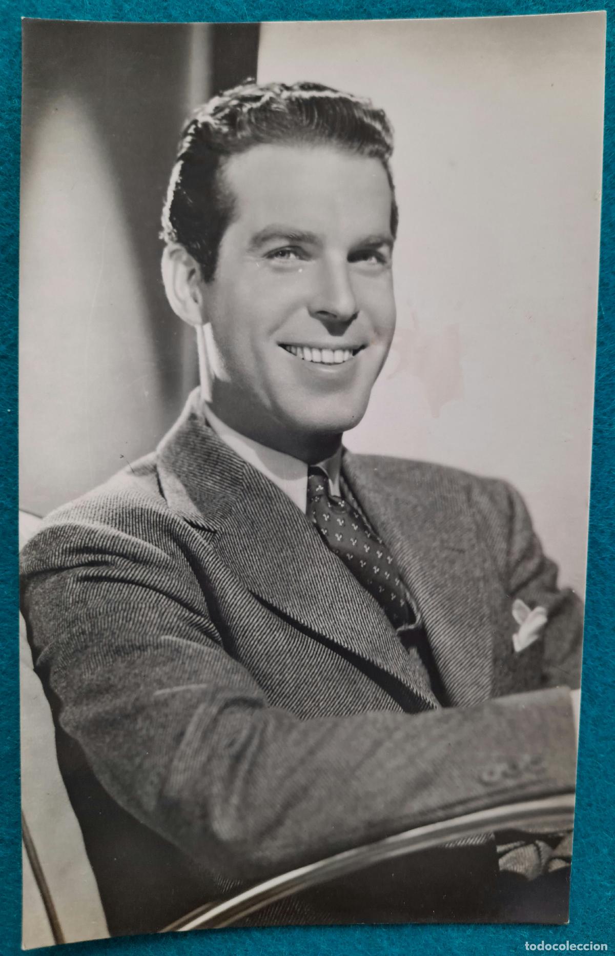 Cinema: RW POSTAL ARTISTA CINE ACTOR FRED MAC MURRAY PA79