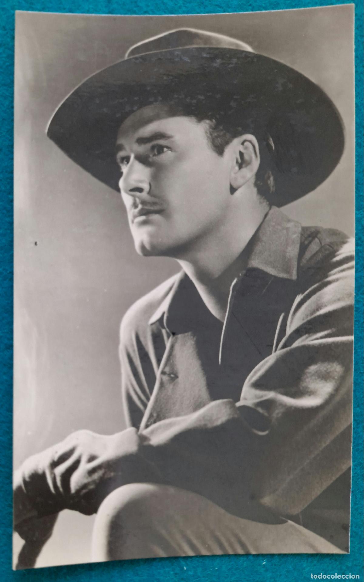 Cine: RW POSTAL ARTISTA CINE ACTOR ERROL FLYNN PA104