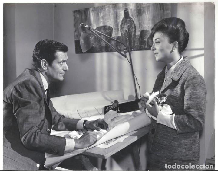 Kino: FJC 0250 ALBERTO CLOSAS AMPARO SOLER LEAL LA GRAN FAMILIA FOTO B/N ORIGINAL ESPA&Ntilde;OLA F BENITEZ