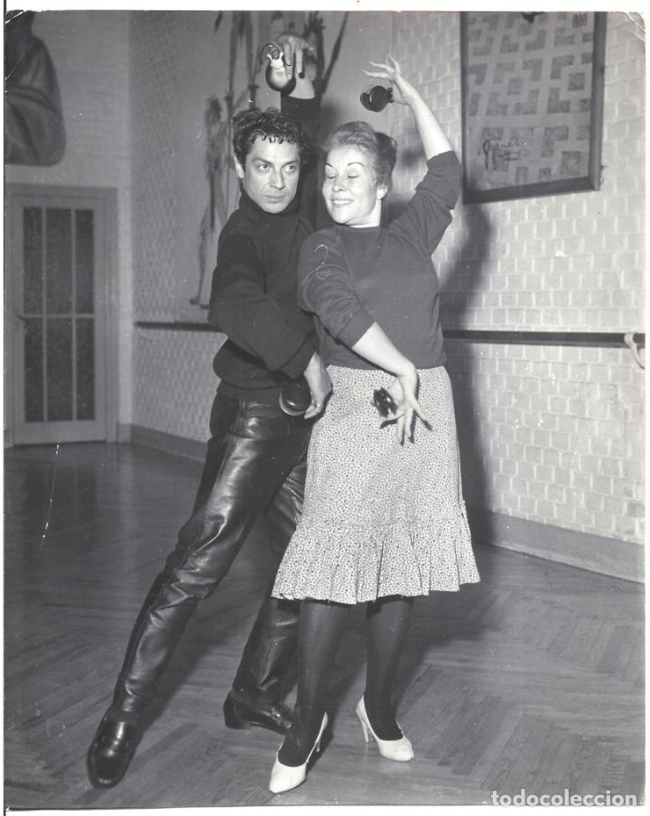 Cine: FJC 0333 ANTONIO EL BAILARIN Y ROSARIO FOTO B/N ORIGINAL ESPA&Ntilde;OLA FOTOGRAFO WAGNER