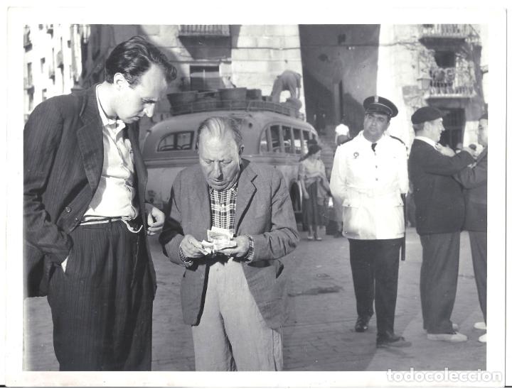 Cine: FJC 0341 JOSE ISBERT JUANJO MENENDEZ FULANO Y MENGANO FOTO B/N ORIGINAL ESPA&Ntilde;OLA FOTOGRAFO ORTAS