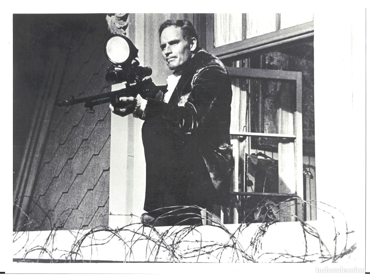 Cine: F35061 CHARLTON HESTON EL ULTIMO HOMBRE VIVO FOTO B/N ORIGINAL ESPA&Ntilde;OLA