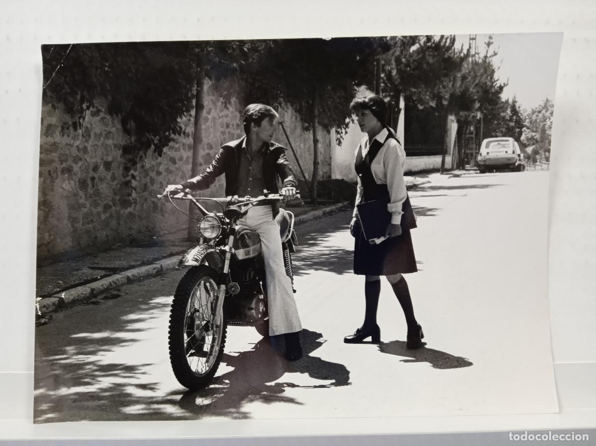 Kino: Climax. Annie Belle, Pilar Barrera, Teresa Gimpera Javier Escriva . MOTO. FOTO ORIGINAL PRODUCTORA