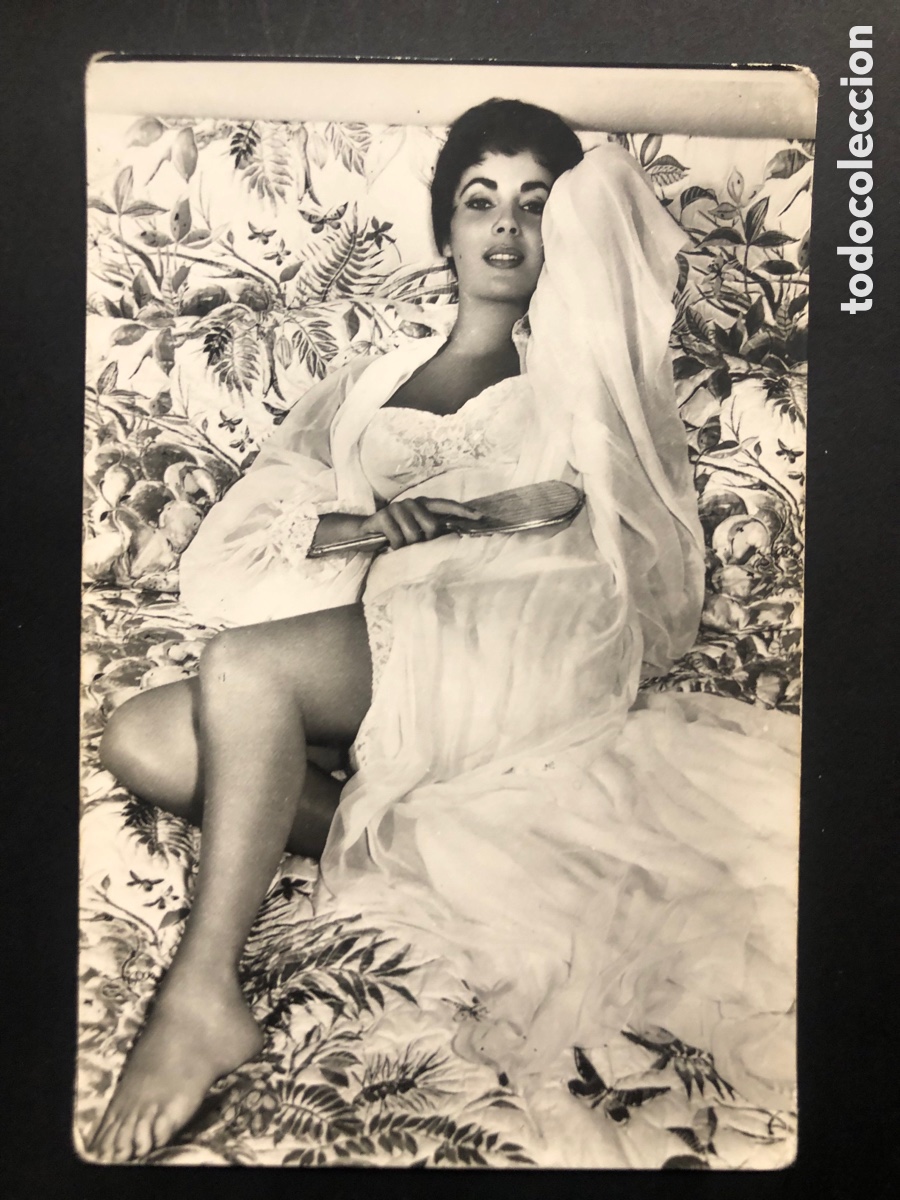Cine: Antigua tarjeta postal de elizabeth taylor