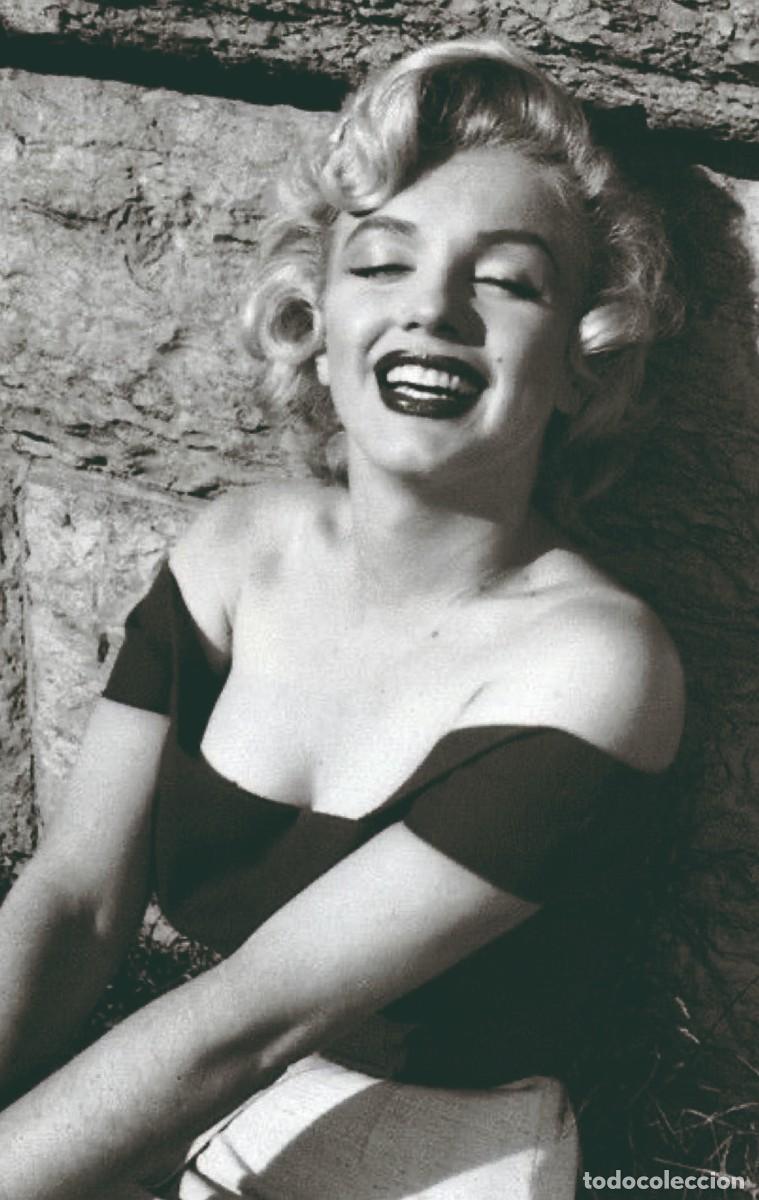 Cine: MARILYN MONROE PHOTO POSTCARD -M24-19