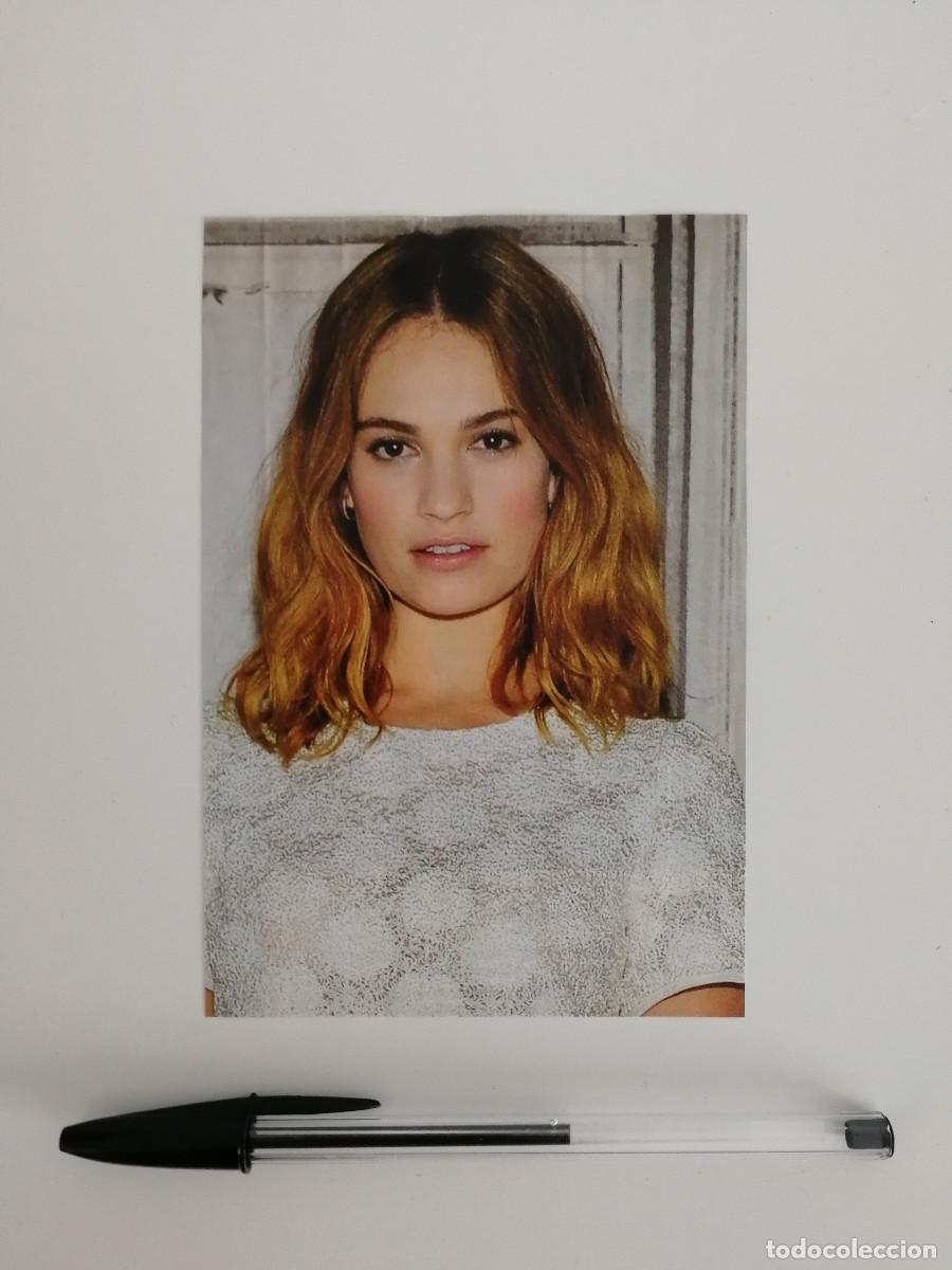 Cine: TARJETA ACARTONADA -10*15 - Lily James